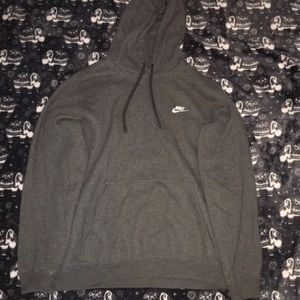 Nike Sweatshirt ✨ NEED GONE ASAP✨